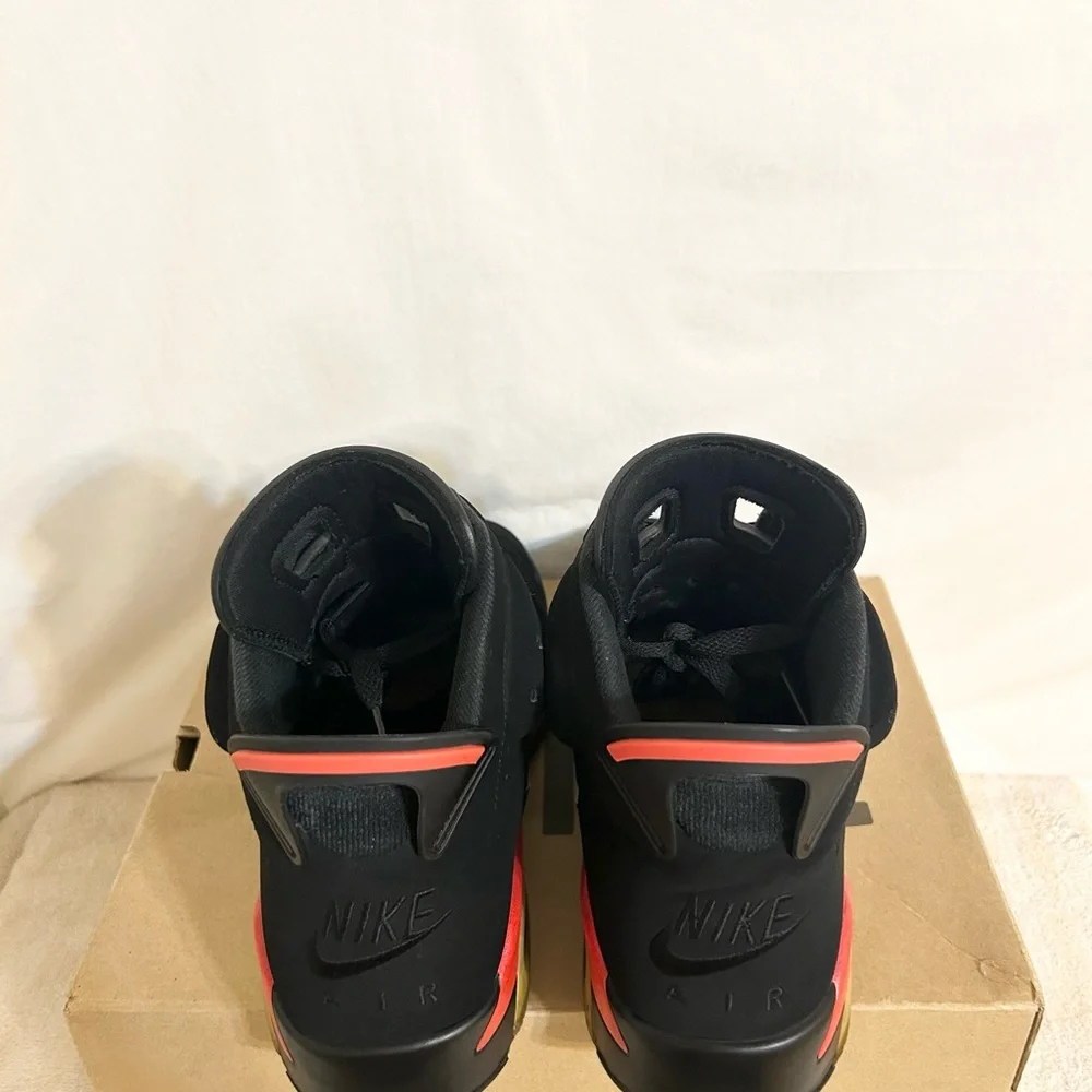 AUTHENTIC Jordan 6 Retro Infrared size 9 384664-060 2019 PRE-OWNED